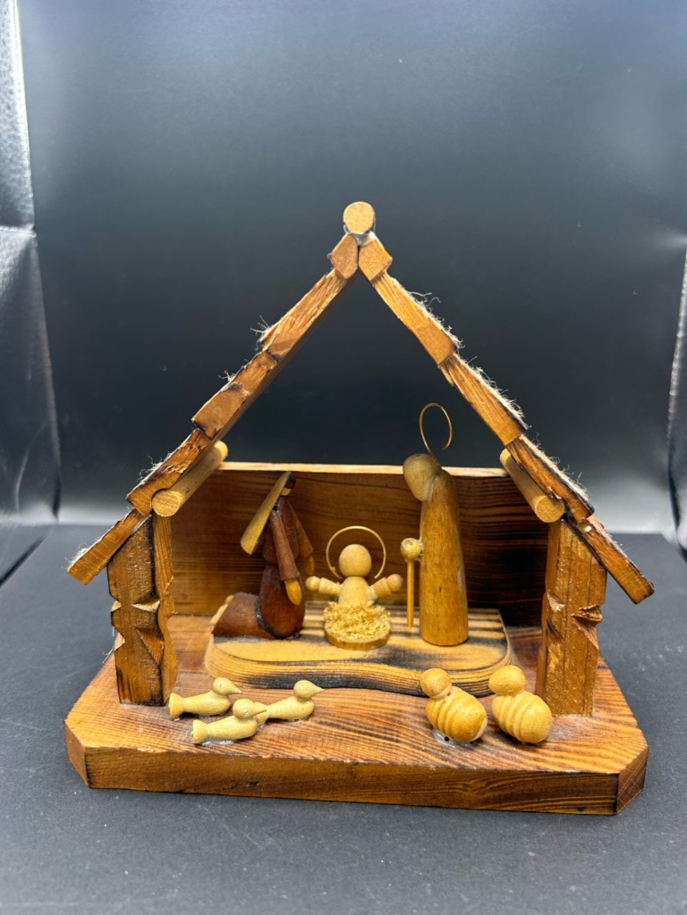 Vintage Wooden Folk Art Nativity Set Christmas Scene Mary Joseph Baby Jesus